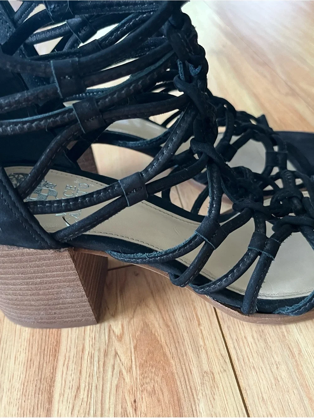 Vince Camuto chic knot